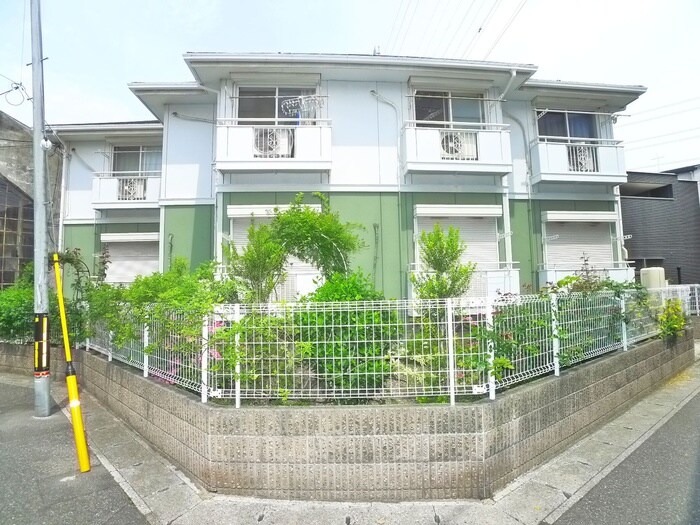 物件外観写真2　(外観写真)