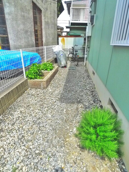 物件外観写真6　(駐輪場)