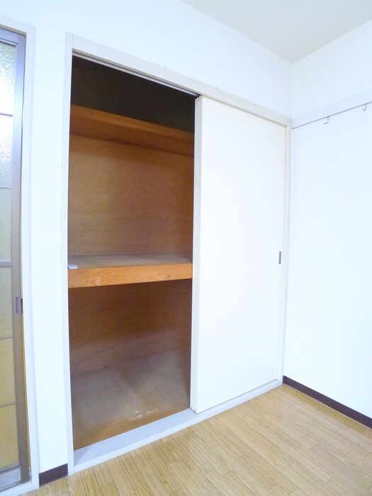 物件内観写真17　(収納)