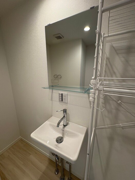 物件内観写真9　(洗面)