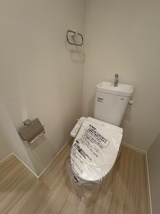 物件内観写真11　(トイレ)