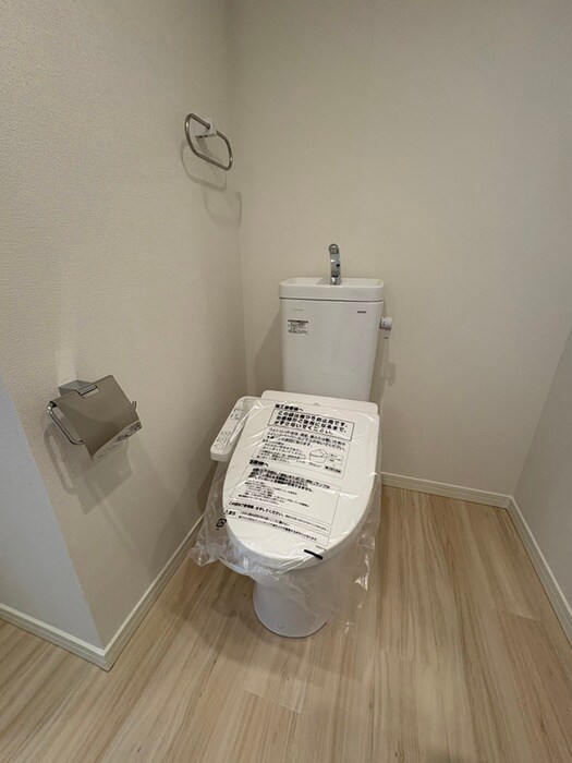 物件内観写真11　(トイレ)