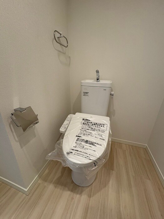 物件内観写真11　(トイレ)