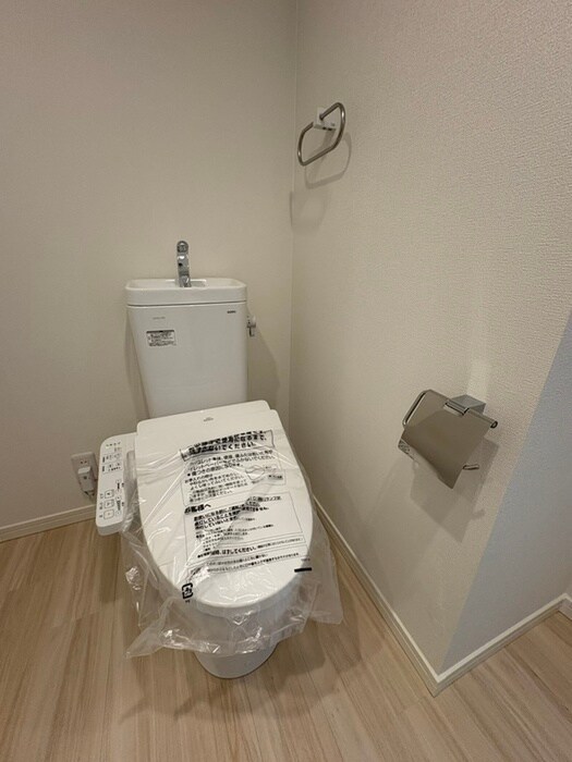 物件内観写真11　(トイレ)