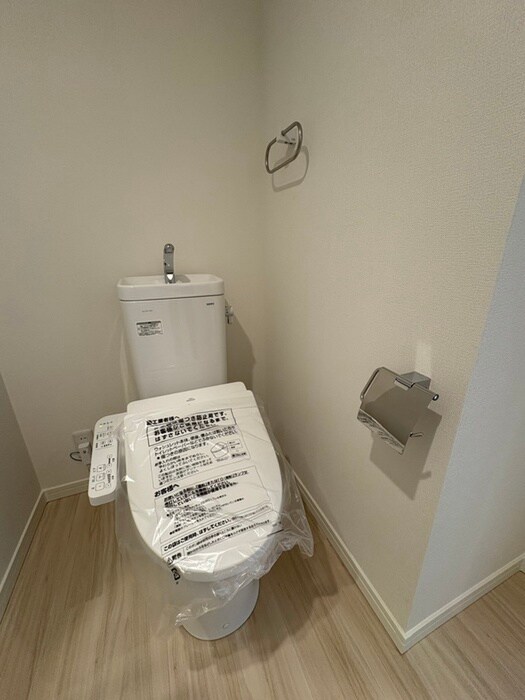 物件内観写真12　(トイレ)