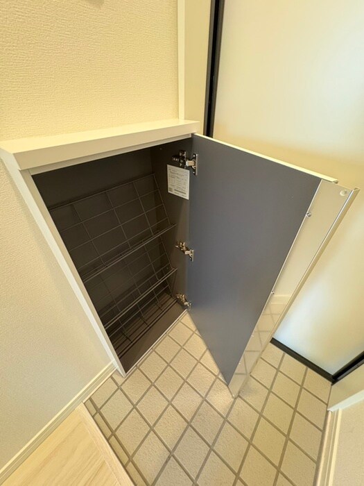 物件内観写真12　(靴箱)