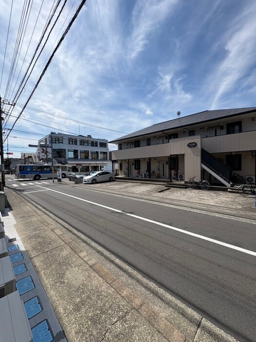 物件内観写真16　(室内からの展望)