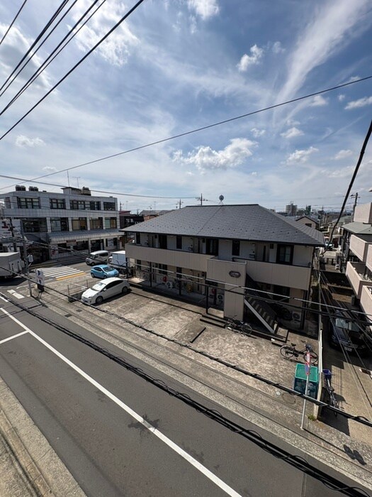 物件内観写真16　(室内からの展望)