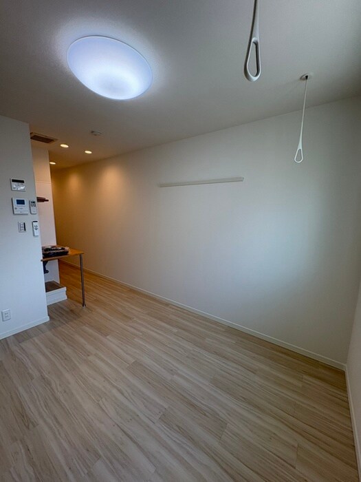 物件内観写真22　(居室)