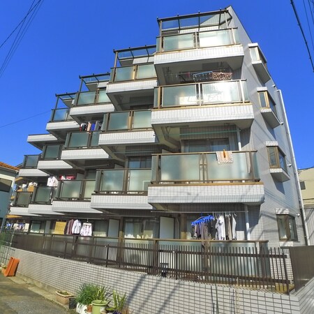 メゾンフリ－ジア外観写真