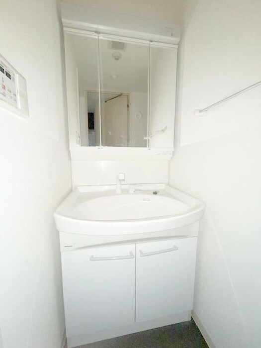 物件内観写真13　(洗面)