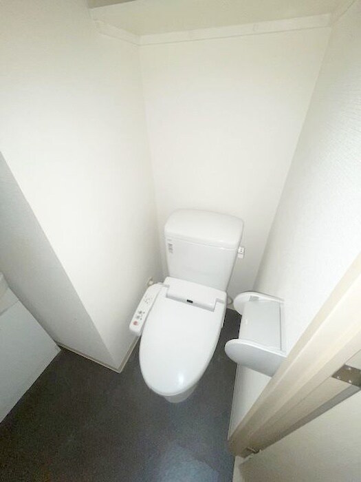 物件内観写真15　(トイレ)