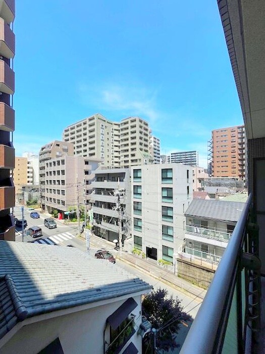 物件内観写真22　(室内からの展望)