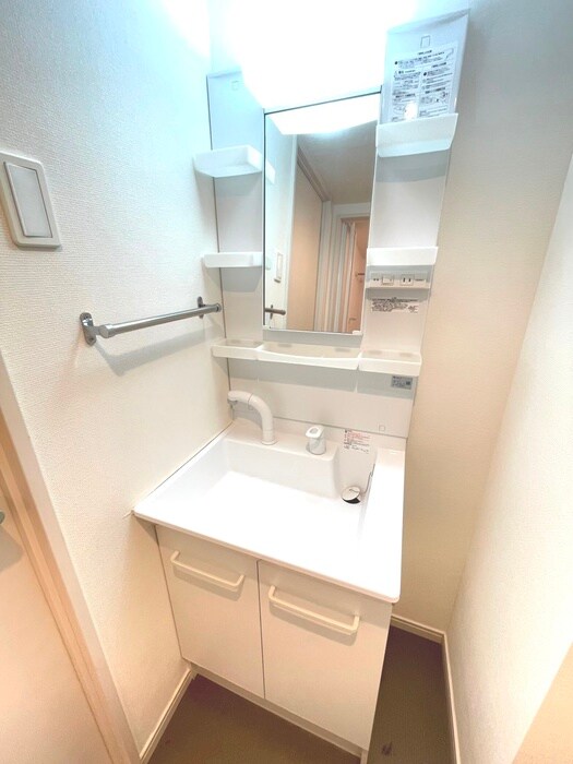 物件内観写真10　(洗面)