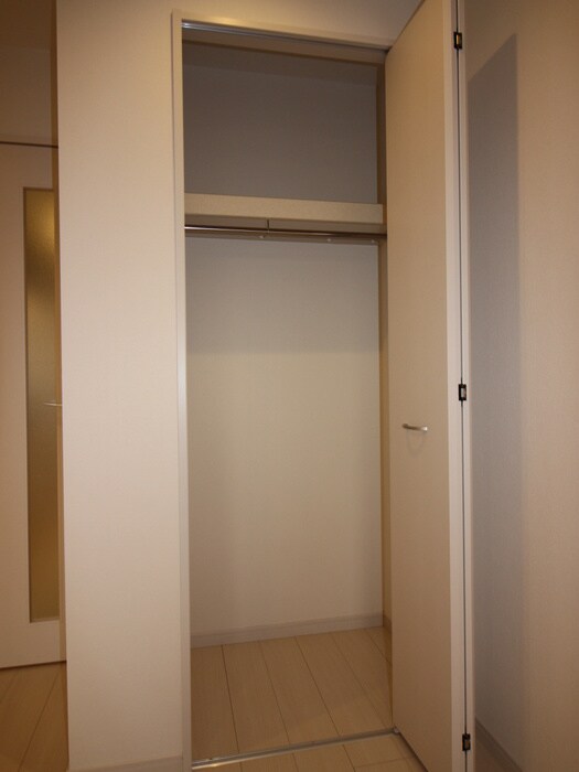 物件内観写真11　(収納)
