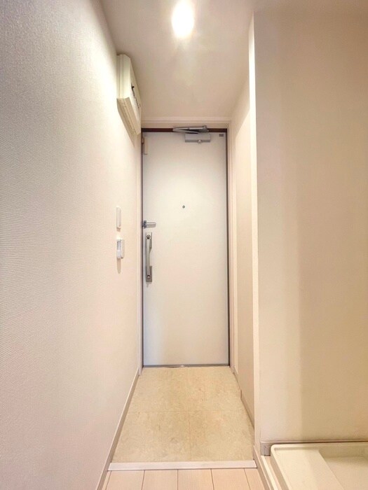 物件内観写真19　(玄関)