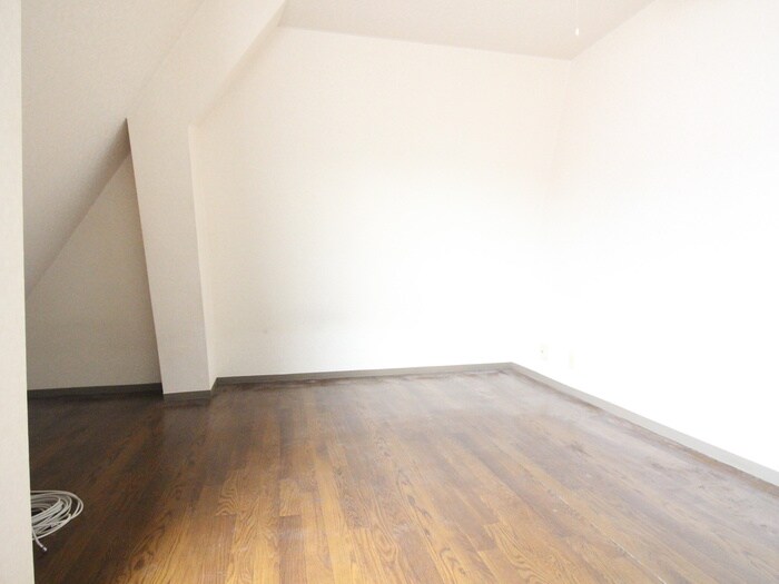 物件内観写真10　(居室)