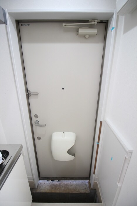 物件内観写真7　(玄関)