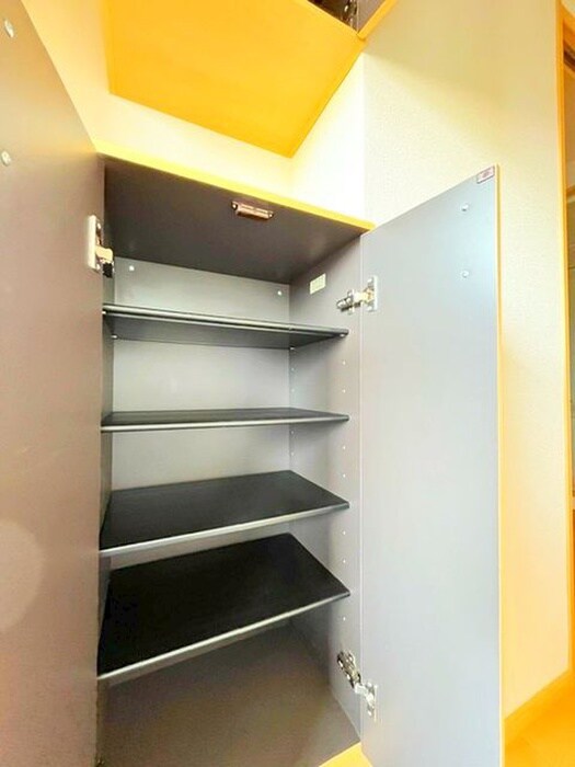 物件内観写真13　(靴箱)