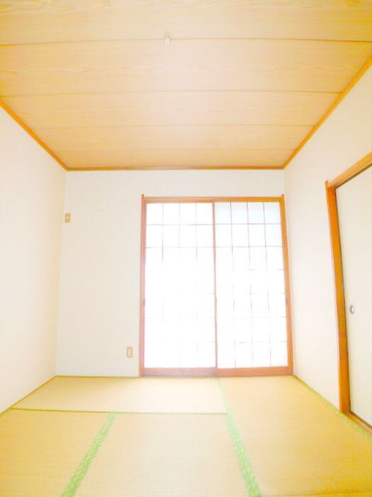 コ－ポラス英の居室