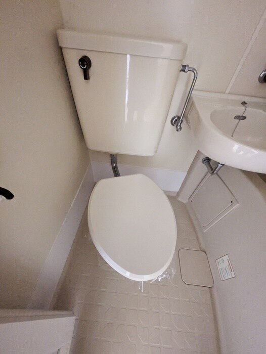 物件内観写真13　(トイレ)