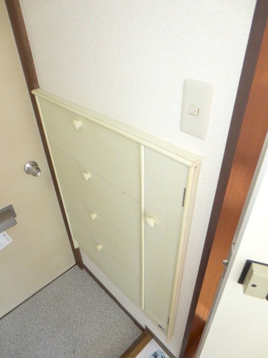 物件内観写真14　(靴箱)