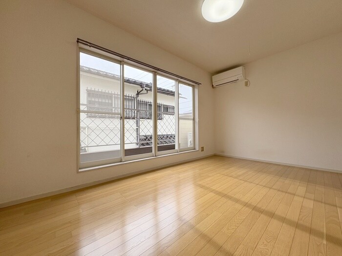 物件内観写真5　(居室)