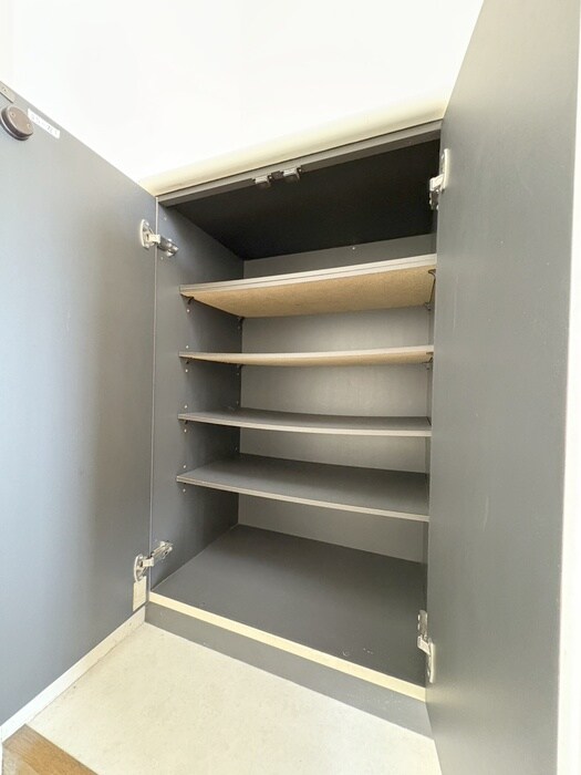 物件内観写真12　(靴箱)