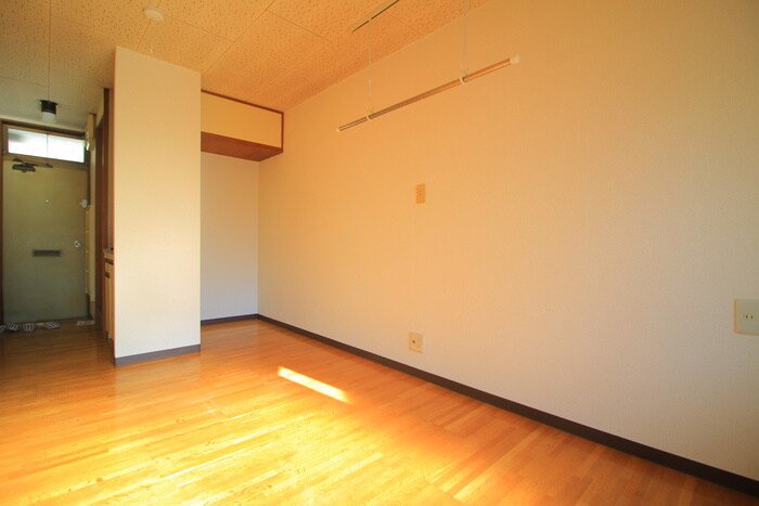 物件内観写真5　(居室)