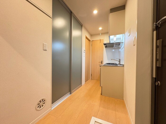 物件内観写真17　(廊下)