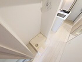 物件内観写真12　(洗濯機置場)