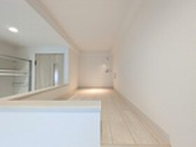 物件内観写真13　(室内からの展望)