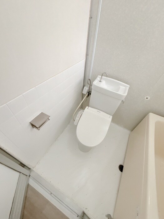 物件内観写真12　(トイレ)