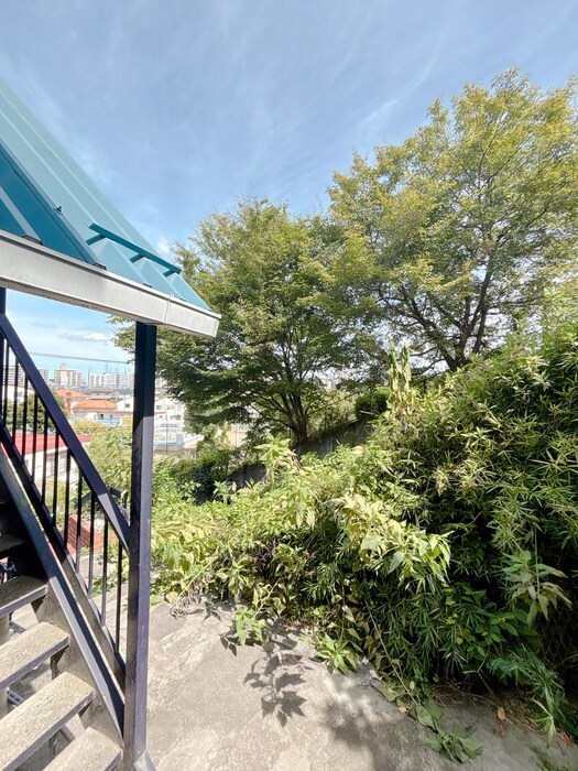 物件内観写真18　(室内からの展望)