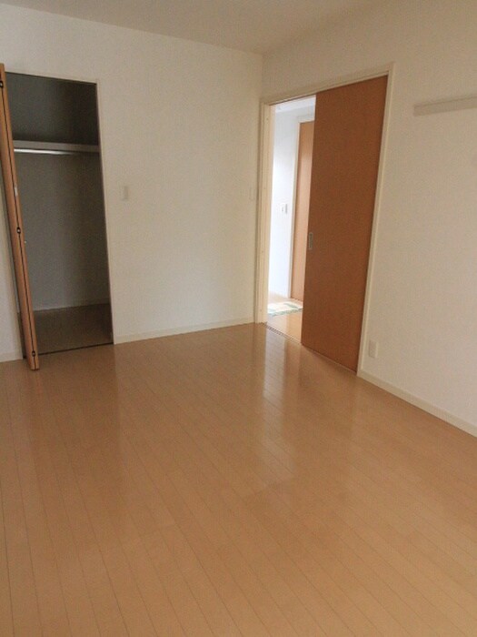 物件内観写真13　(居室)