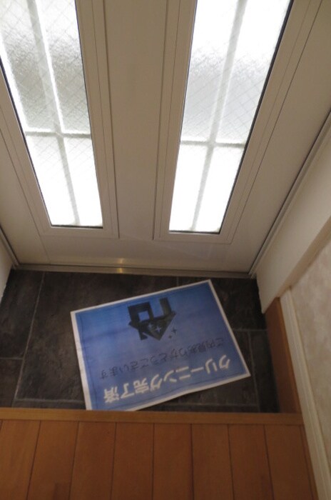 物件内観写真15　(玄関)