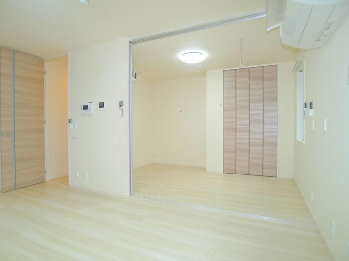 物件内観写真9　(内観写真)