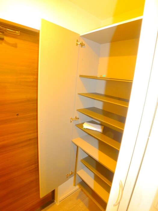 物件内観写真17　(靴箱)