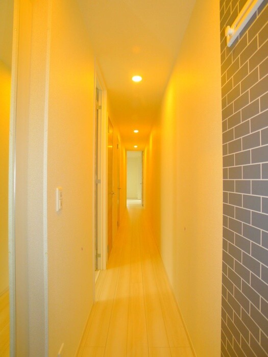 物件内観写真18　(廊下)