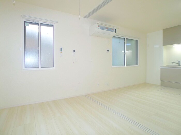 物件内観写真21　(居室)