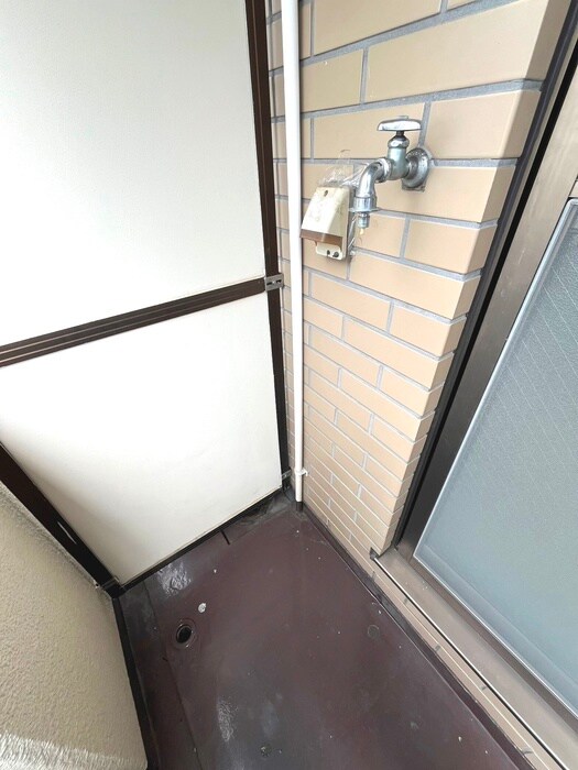 物件内観写真19　(洗濯機置場)