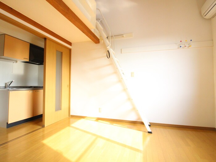 物件内観写真14　(居室)