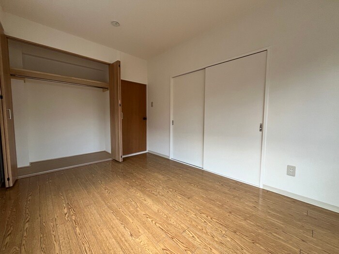 物件内観写真11　(居室)