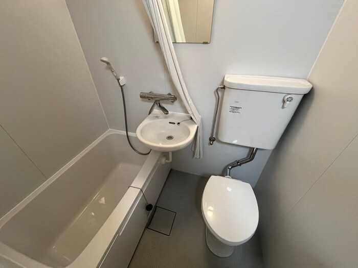 物件内観写真15　(洗面)