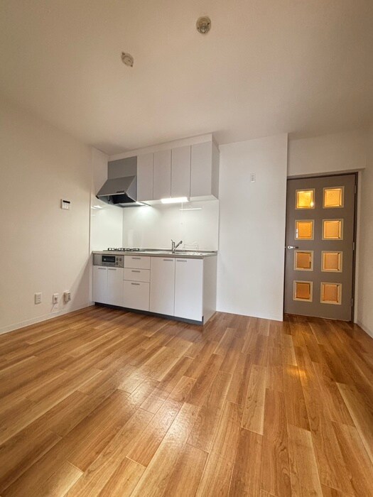 物件内観写真10　(内観写真)