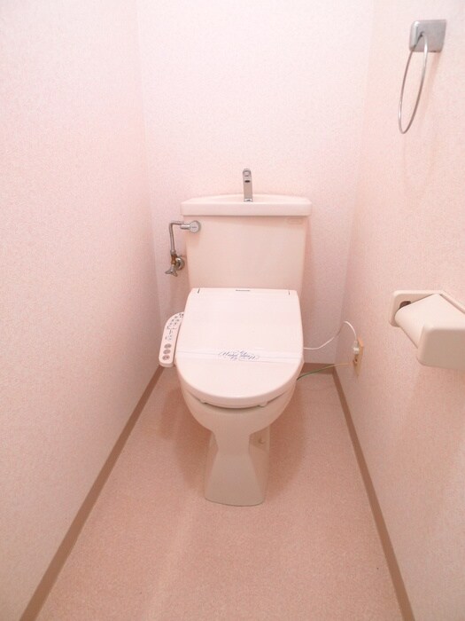 物件内観写真11　(トイレ)