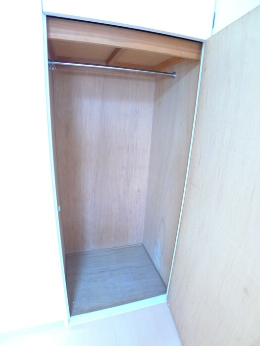 物件内観写真13　(収納)