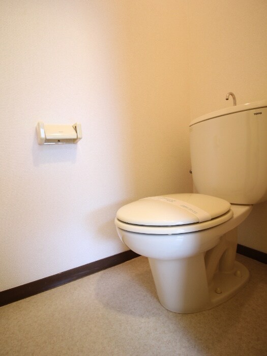 物件内観写真12　(トイレ)