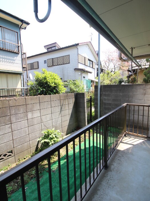 物件内観写真16　(室内からの展望)