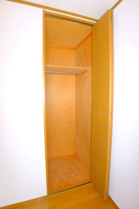 物件内観写真13　(収納)